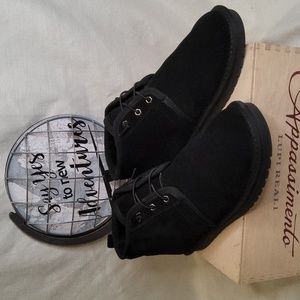 Aspen Genuine Suede Boots Black ankle women's sherpa fur lined Size 9.5